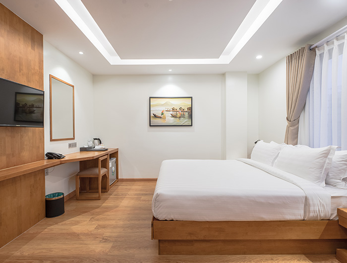 Facility and Service Room